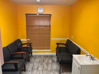 На продажу: $400,000 (0 спален, 0 ванн, 1730 Квадратных фут)