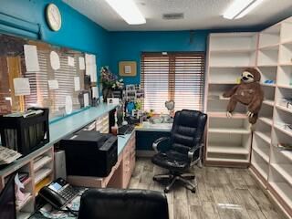 На продажу: $400,000 (0 спален, 0 ванн, 1730 Квадратных фут)