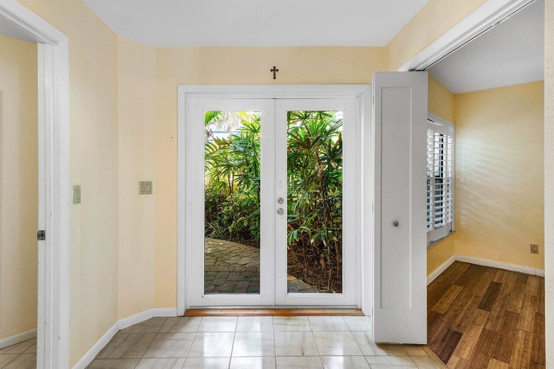 На продажу: $1,400,000 (3 спален, 3 ванн, 2520 Квадратных фут)