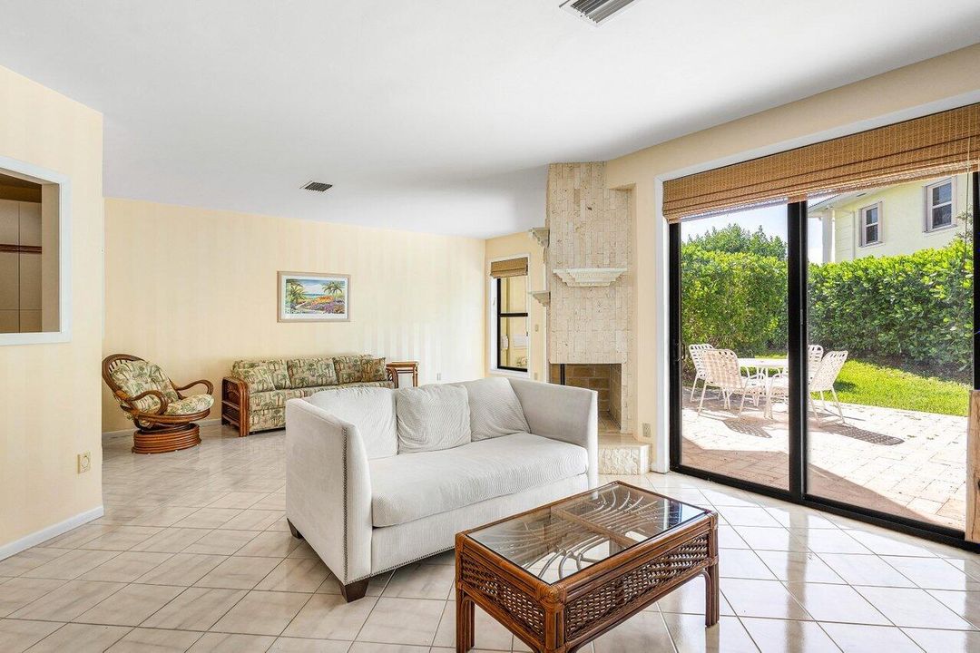 На продажу: $1,400,000 (3 спален, 3 ванн, 2520 Квадратных фут)