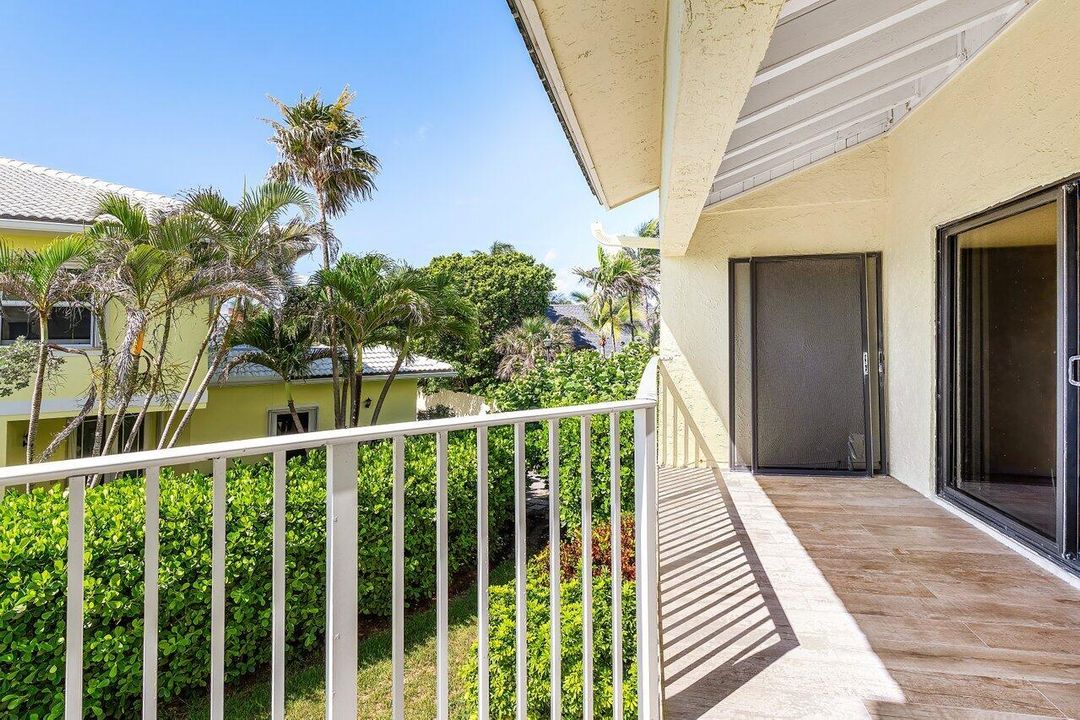 На продажу: $1,400,000 (3 спален, 3 ванн, 2520 Квадратных фут)