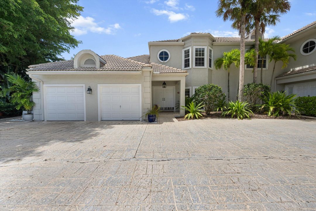 En Venta: $1,650,000 (4 camas, 4 baños, 2370 Pies cuadrados)