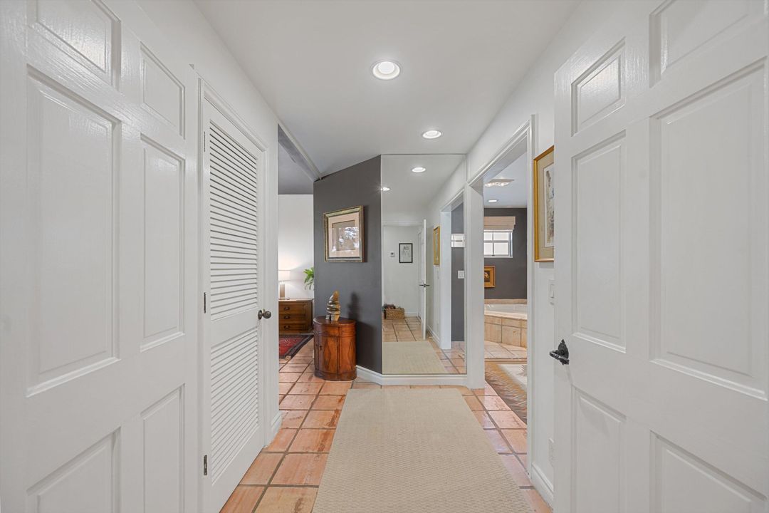 En Venta: $1,650,000 (4 camas, 4 baños, 2370 Pies cuadrados)