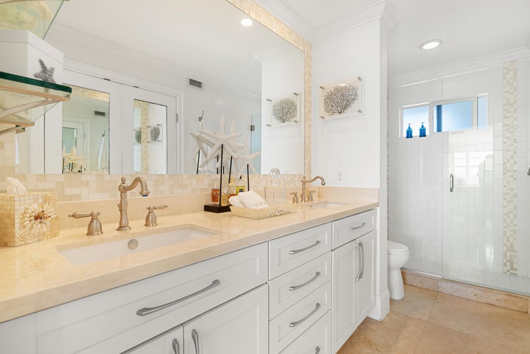 На продажу: $1,500,000 (2 спален, 2 ванн, 2244 Квадратных фут)