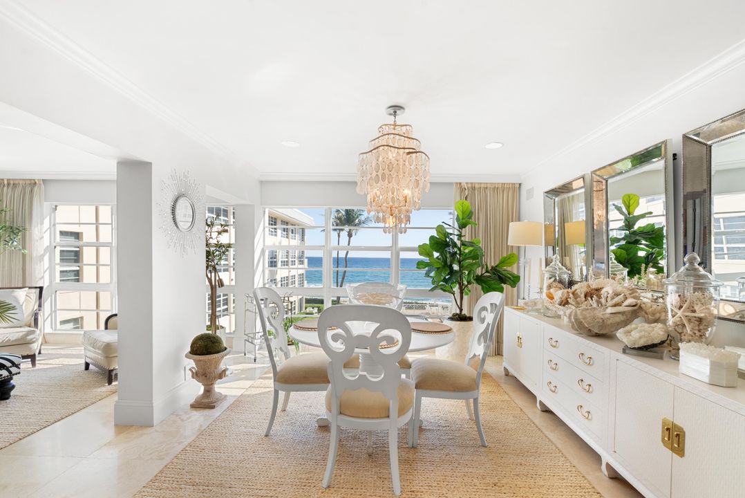 На продажу: $1,500,000 (2 спален, 2 ванн, 2244 Квадратных фут)