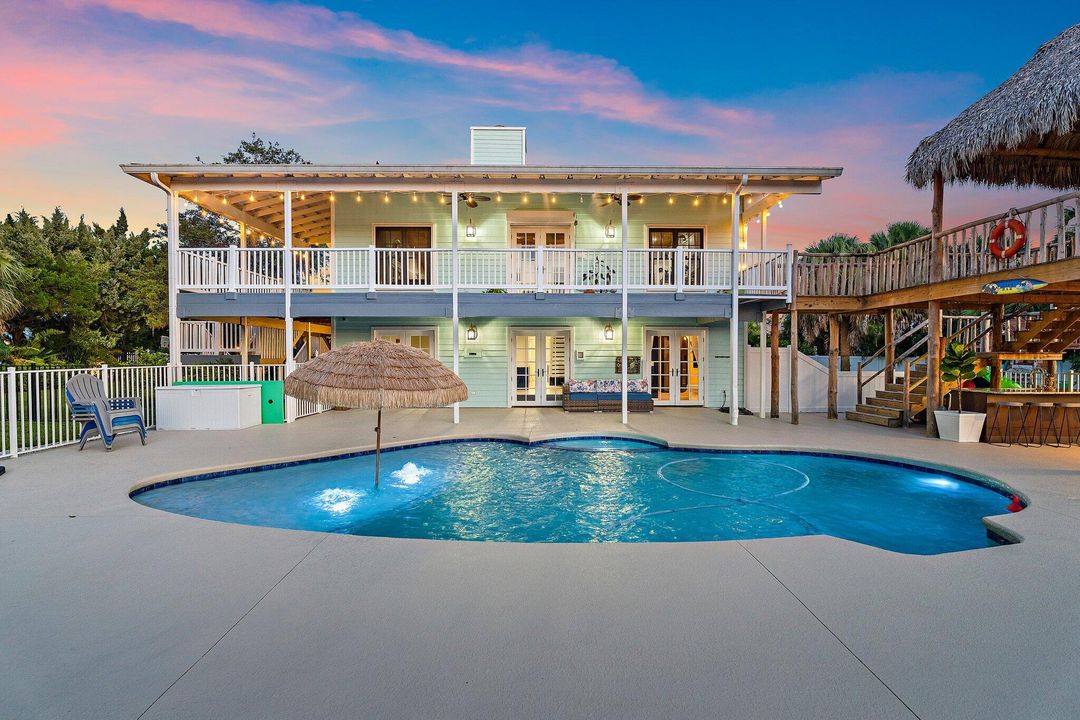 Activo con contrato: $1,390,000 (5 camas, 4 baños, 4483 Pies cuadrados)