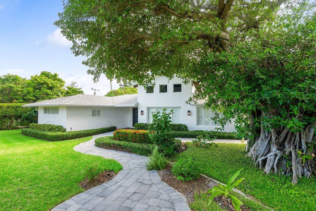 В аренду: $14,000 (3 спален, 2 ванн, 1810 Квадратных фут)