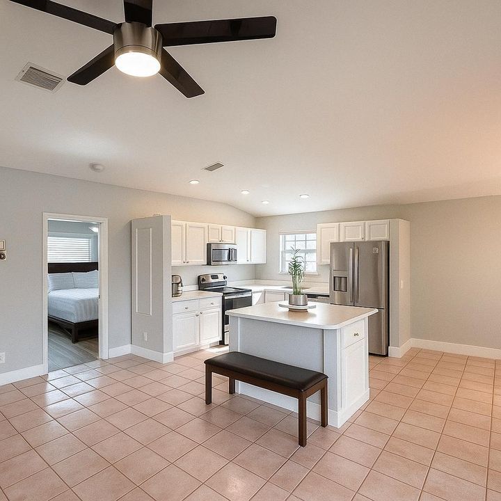 For Sale: $239,900 (2 beds, 2 baths, 1029 Square Feet)