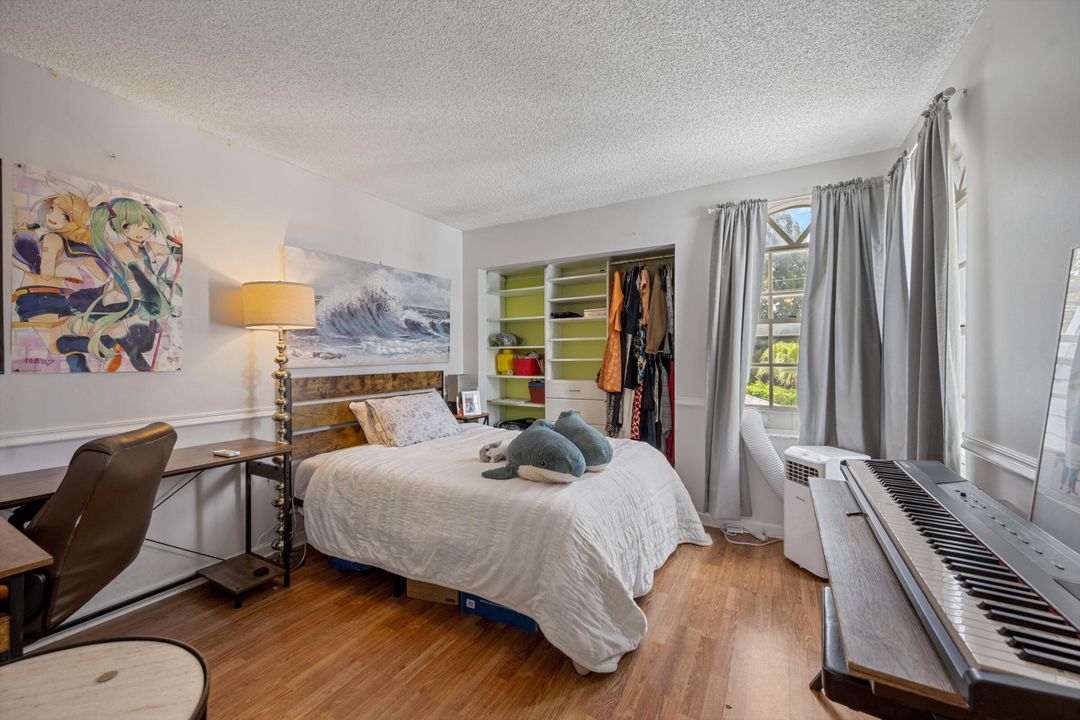 待售: $300,000 (3 贝兹, 2 浴室, 1308 平方英尺)