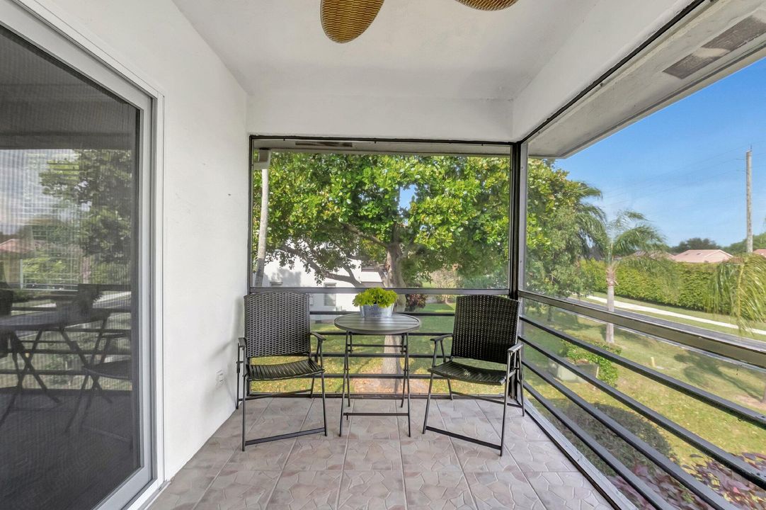 合同活跃: $3,500 (2 贝兹, 2 浴室, 1198 平方英尺)