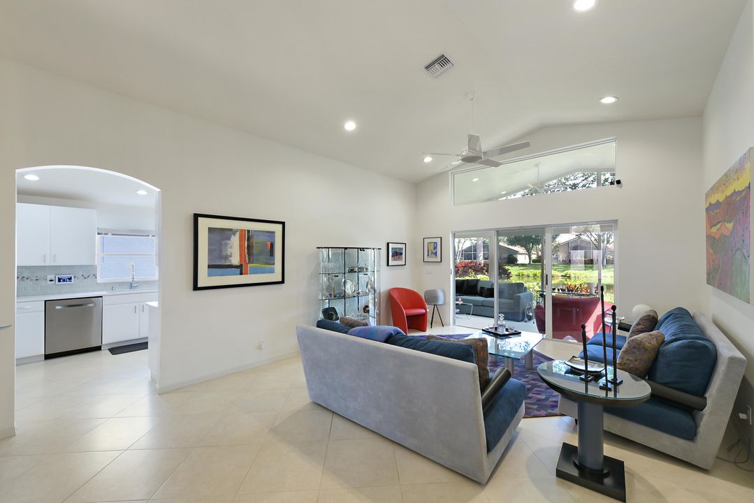 На продажу: $459,000 (3 спален, 2 ванн, 1736 Квадратных фут)