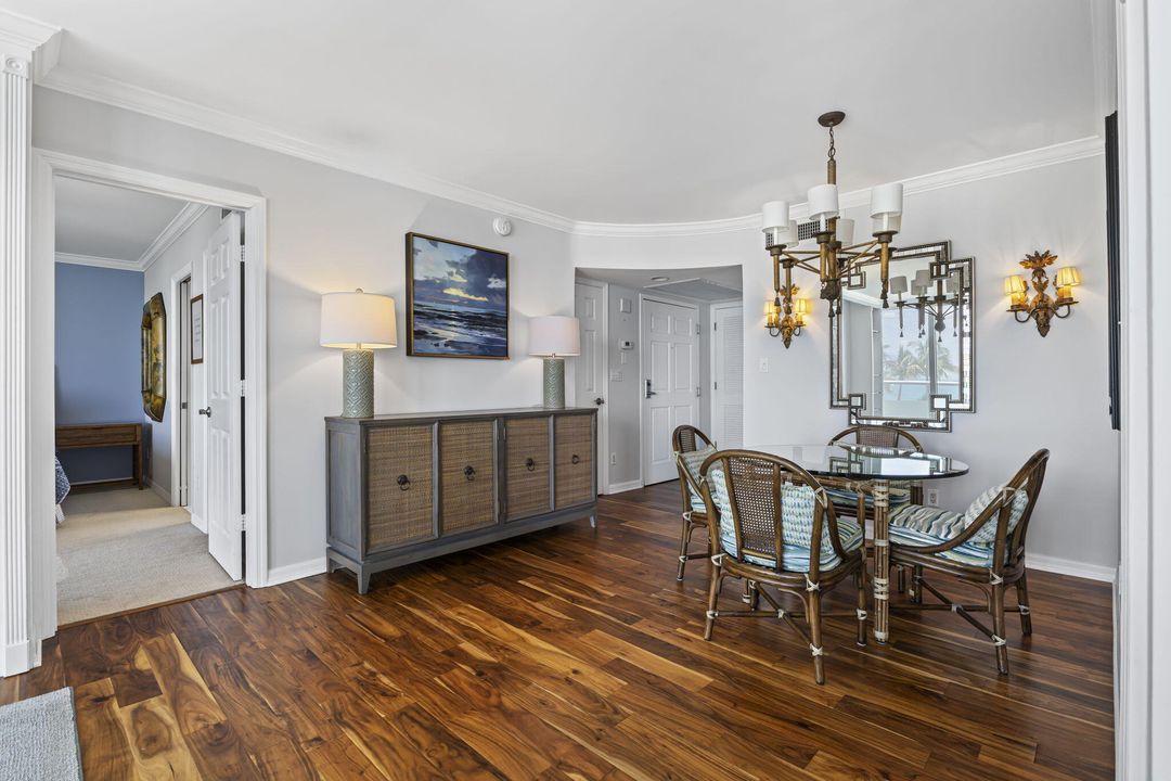 На продажу: $849,000 (2 спален, 2 ванн, 1112 Квадратных фут)