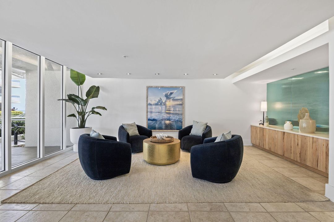 На продажу: $849,000 (2 спален, 2 ванн, 1112 Квадратных фут)