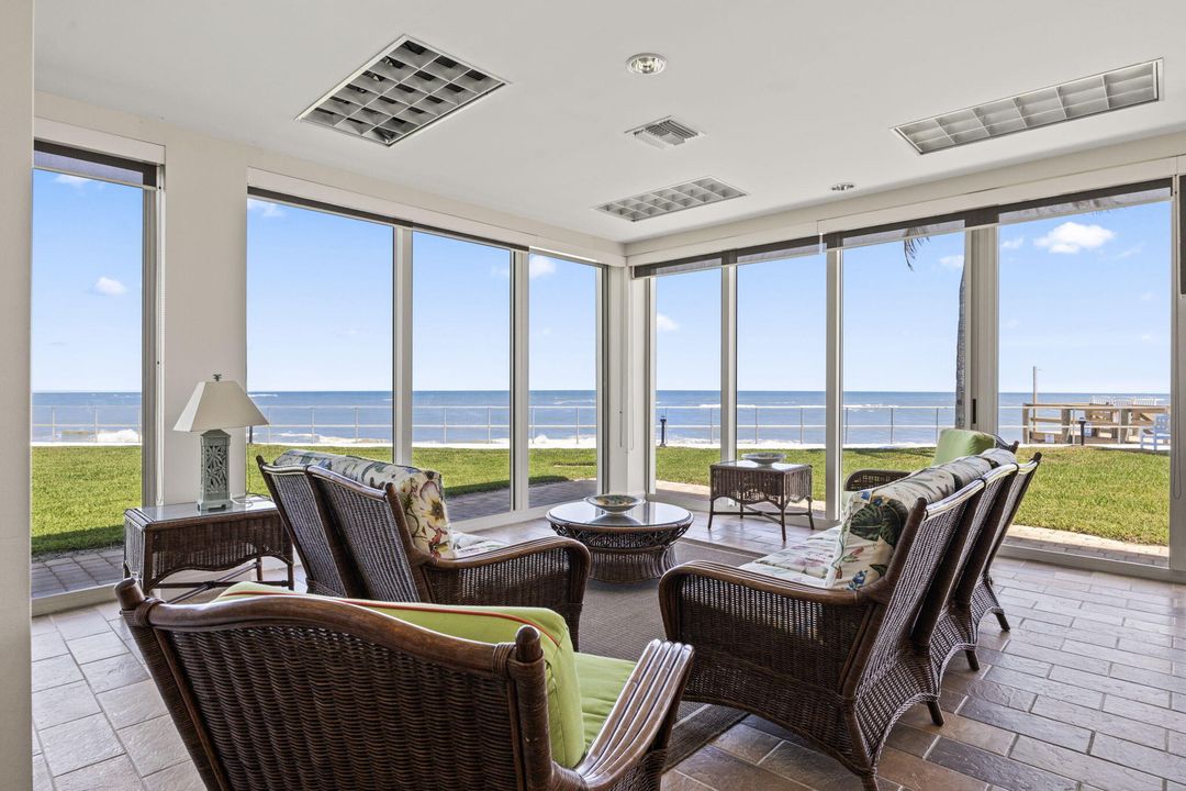 На продажу: $849,000 (2 спален, 2 ванн, 1112 Квадратных фут)