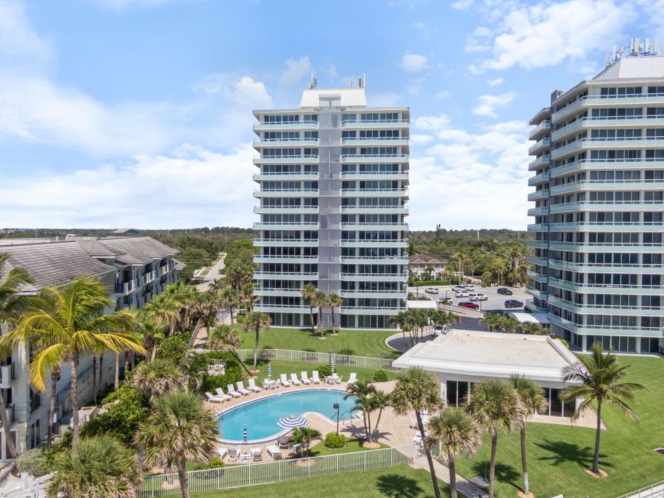 На продажу: $849,000 (2 спален, 2 ванн, 1112 Квадратных фут)