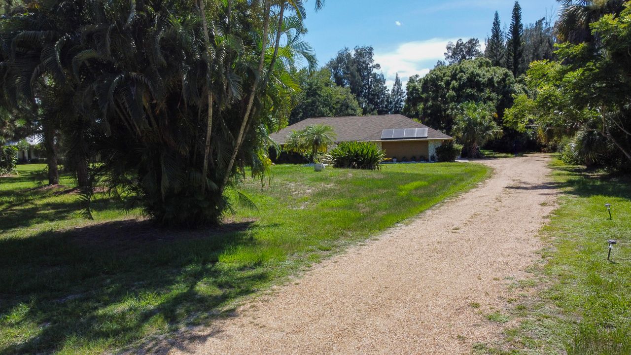 Recently Rented: $4,500 (3 beds, 3 baths, 2225 Square Feet)