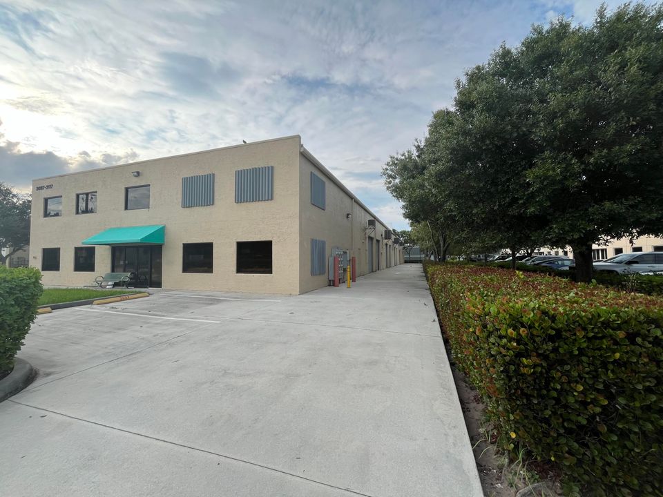 Недавно продано: $599,000 (0 спален, 0 ванн, 2520 Квадратных фут)