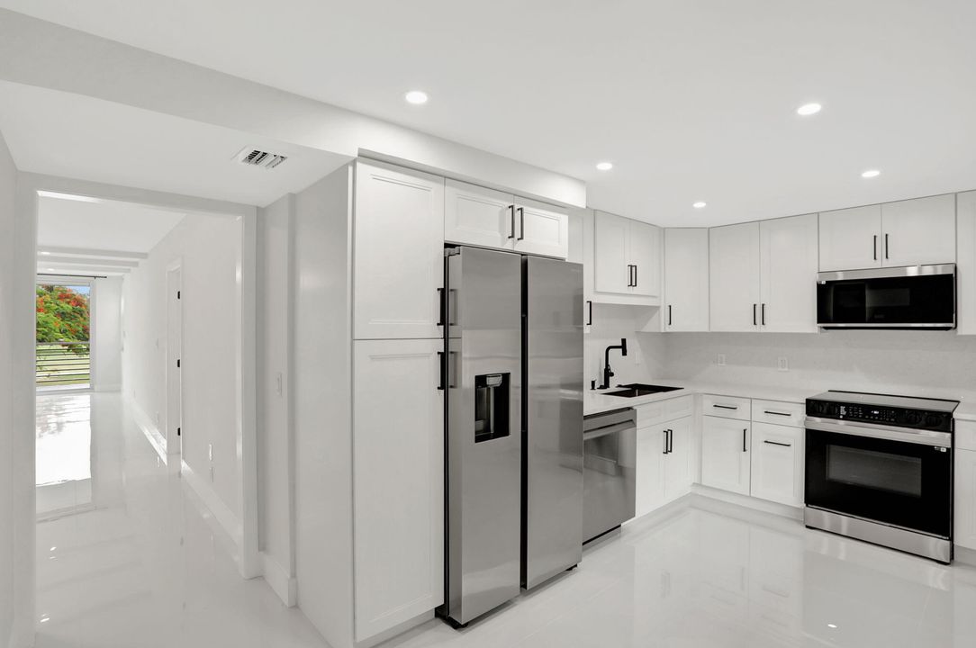 На продажу: $399,999 (3 спален, 2 ванн, 1620 Квадратных фут)