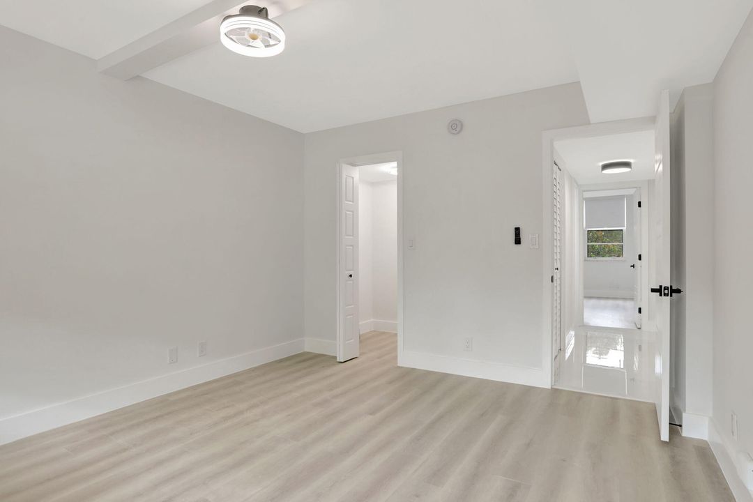 На продажу: $399,999 (3 спален, 2 ванн, 1620 Квадратных фут)