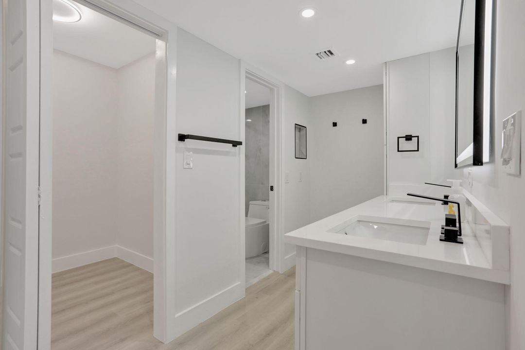 На продажу: $399,999 (3 спален, 2 ванн, 1620 Квадратных фут)