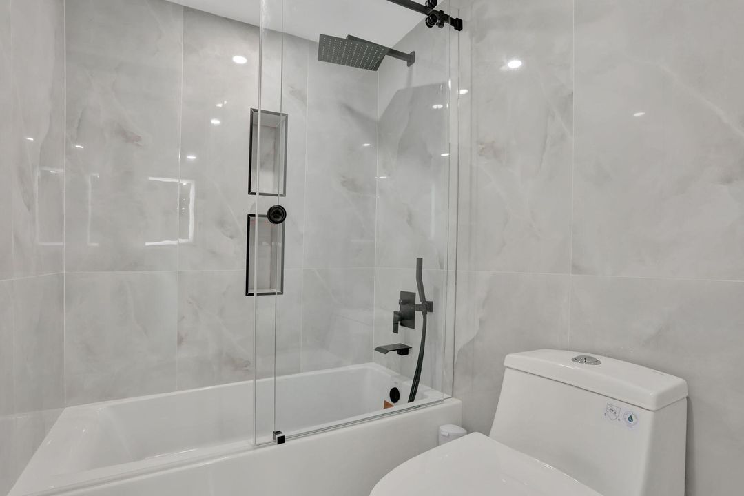 На продажу: $399,999 (3 спален, 2 ванн, 1620 Квадратных фут)