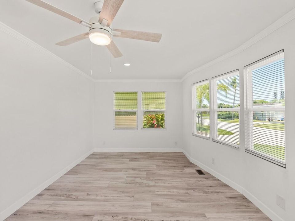 For Sale: $142,000 (2 beds, 2 baths, 1680 Square Feet)