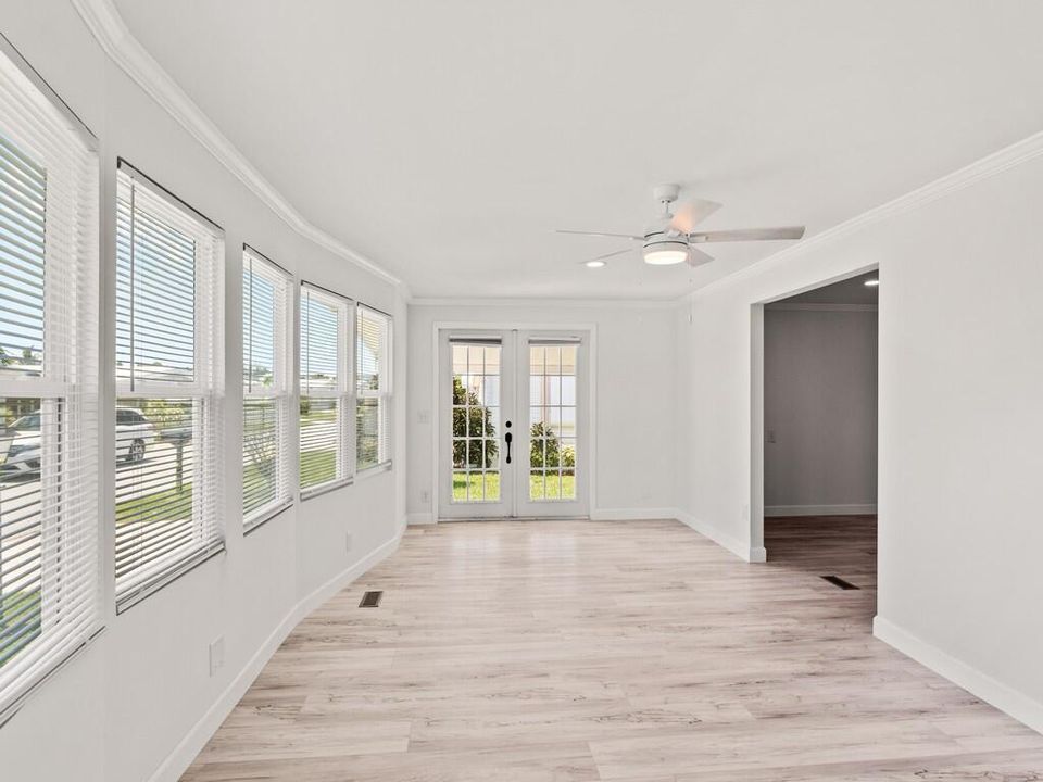 For Sale: $142,000 (2 beds, 2 baths, 1680 Square Feet)