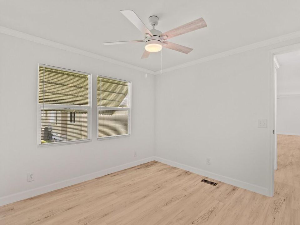 For Sale: $142,000 (2 beds, 2 baths, 1680 Square Feet)