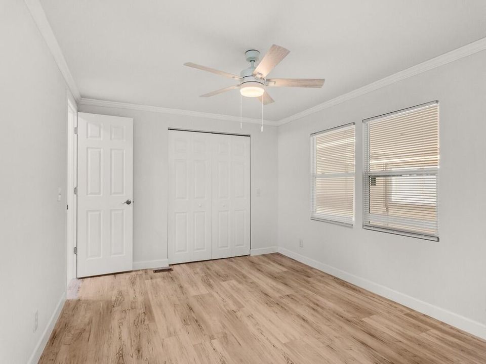 For Sale: $142,000 (2 beds, 2 baths, 1680 Square Feet)