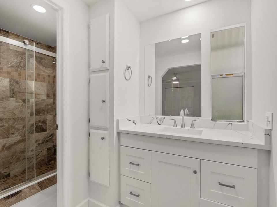 For Sale: $142,000 (2 beds, 2 baths, 1680 Square Feet)