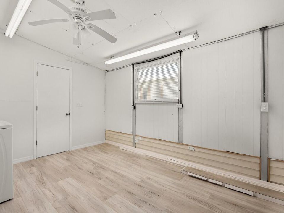 For Sale: $142,000 (2 beds, 2 baths, 1680 Square Feet)