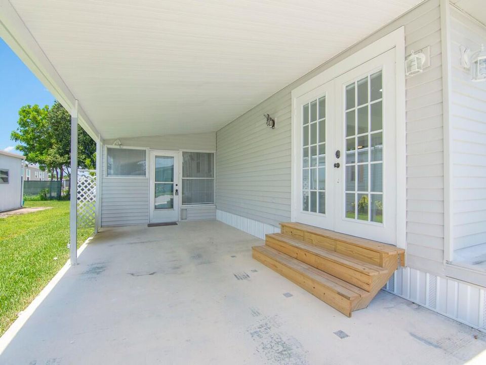 For Sale: $142,000 (2 beds, 2 baths, 1680 Square Feet)