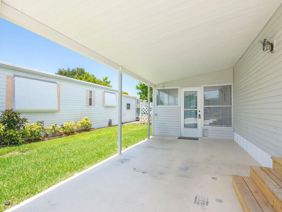 For Sale: $142,000 (2 beds, 2 baths, 1680 Square Feet)