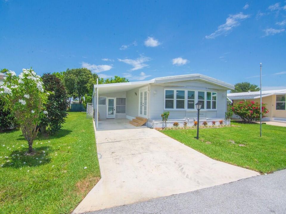 For Sale: $142,000 (2 beds, 2 baths, 1680 Square Feet)