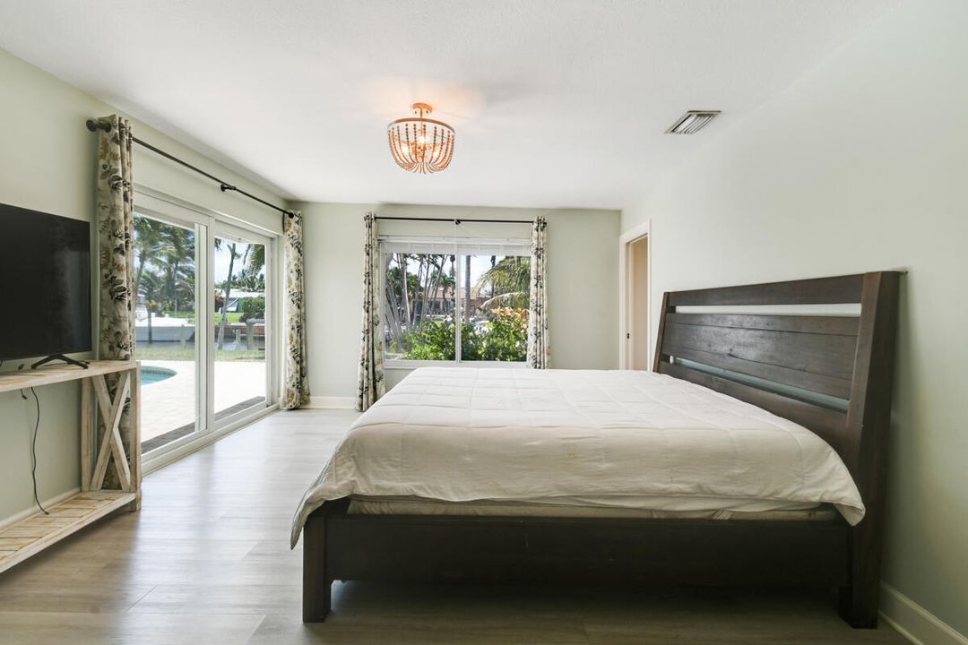 На продажу: $1,829,000 (4 спален, 2 ванн, 1929 Квадратных фут)