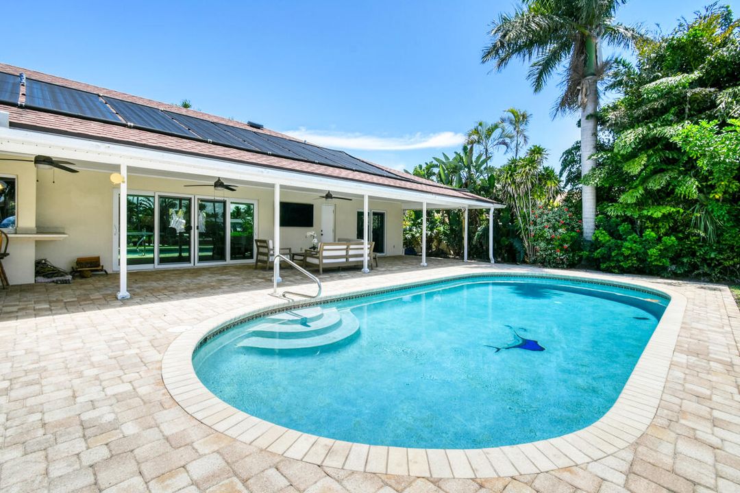 На продажу: $1,829,000 (4 спален, 2 ванн, 1929 Квадратных фут)