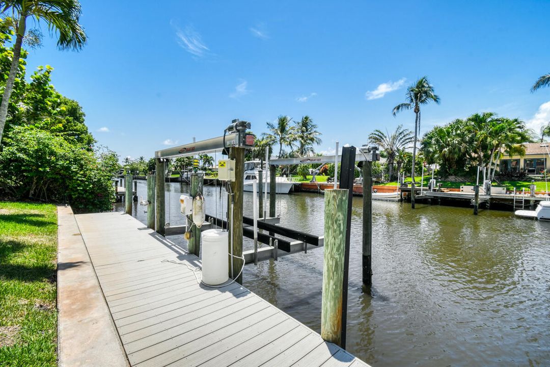 На продажу: $1,829,000 (4 спален, 2 ванн, 1929 Квадратных фут)