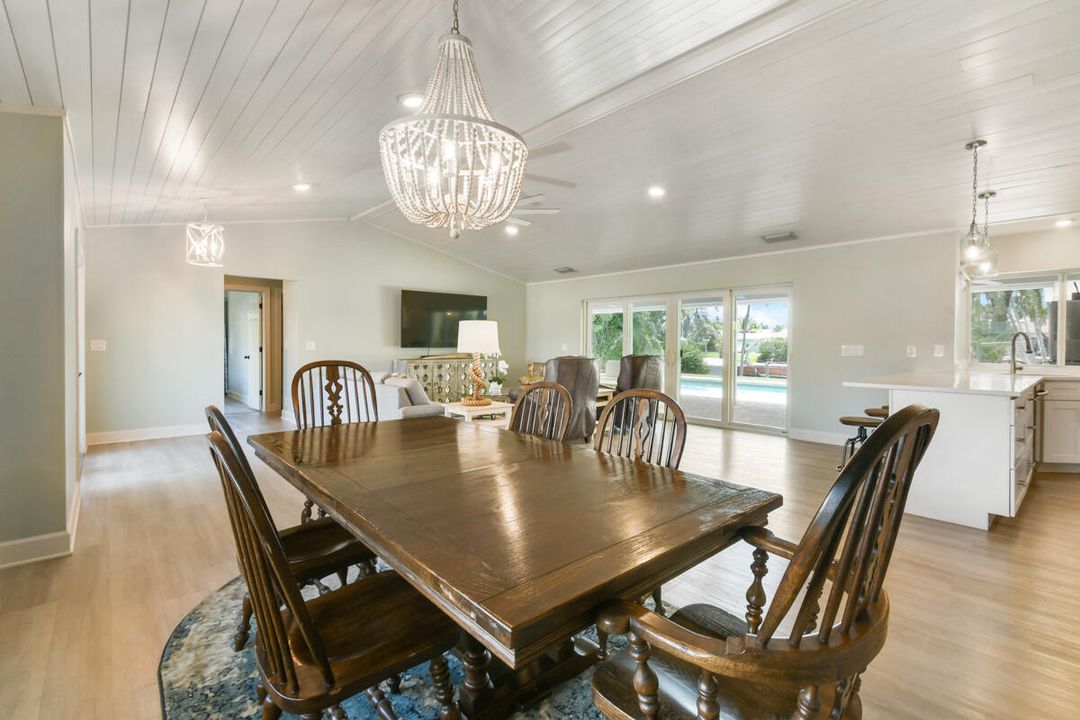 На продажу: $1,829,000 (4 спален, 2 ванн, 1929 Квадратных фут)