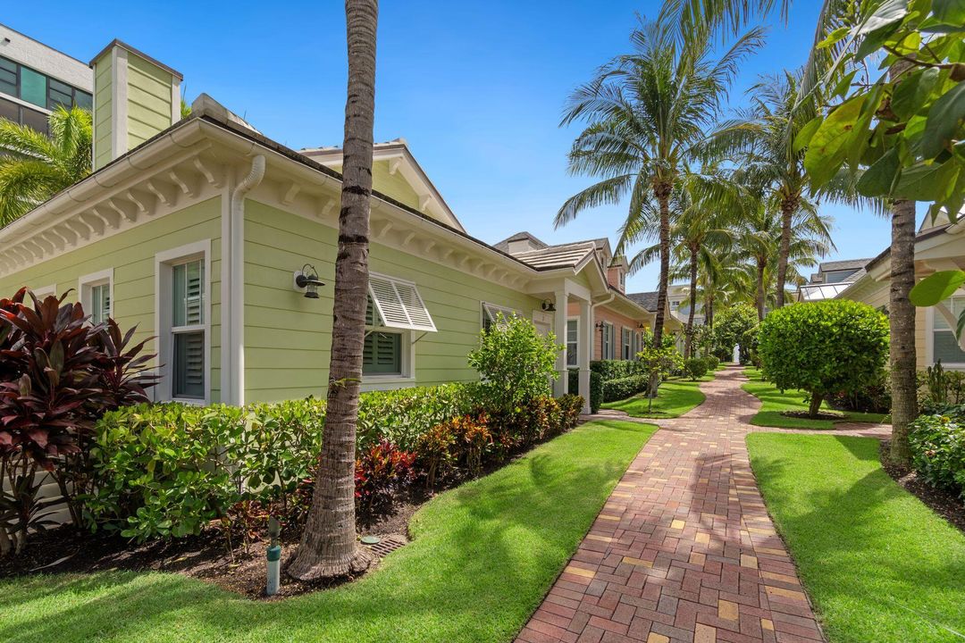 В аренду: $15,000 (2 спален, 1 ванн, 756 Квадратных фут)