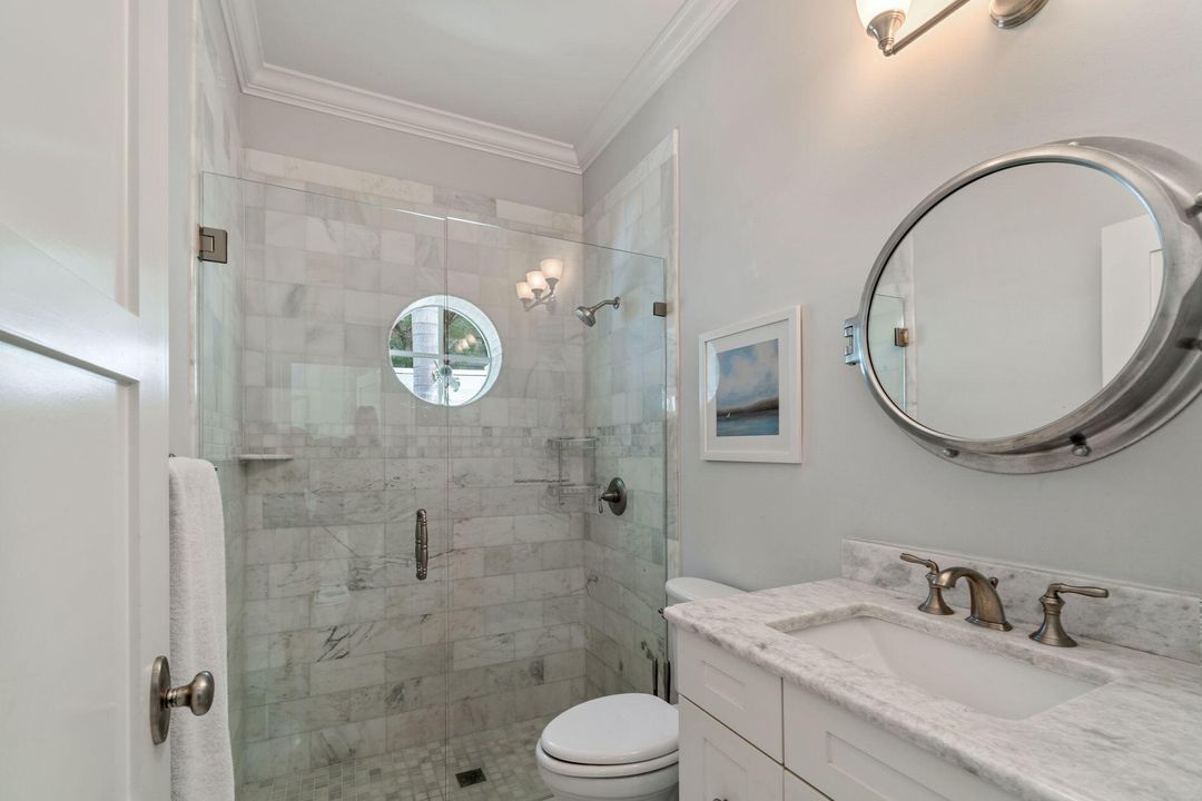 В аренду: $15,000 (2 спален, 1 ванн, 756 Квадратных фут)