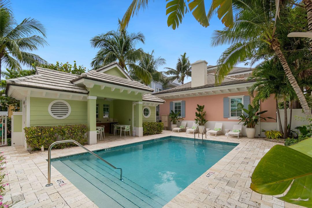 В аренду: $15,000 (2 спален, 1 ванн, 756 Квадратных фут)