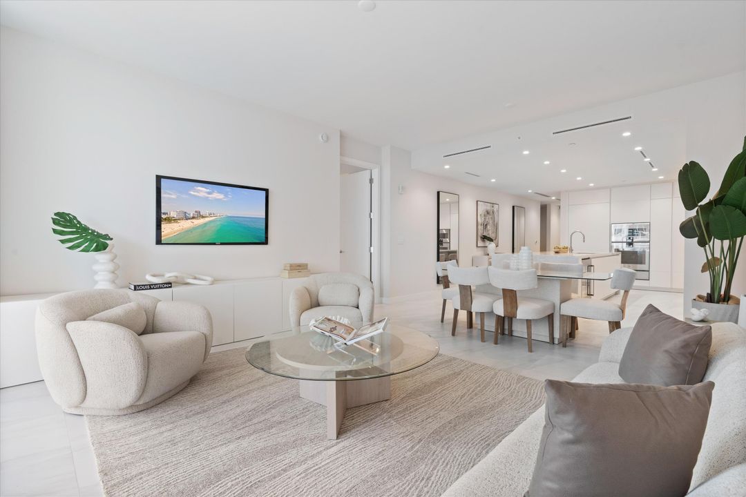 Active With Contract: $1,895,000 (1 beds, 2 baths, 1452 Square Feet)