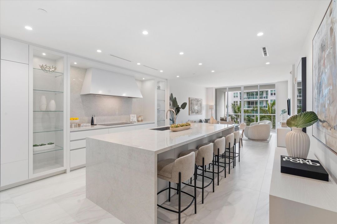 Active With Contract: $1,895,000 (1 beds, 2 baths, 1452 Square Feet)