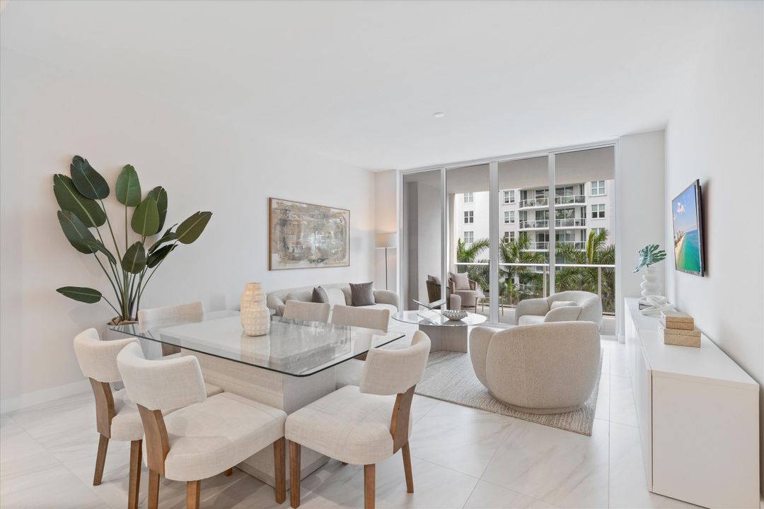 Active With Contract: $1,895,000 (1 beds, 2 baths, 1452 Square Feet)