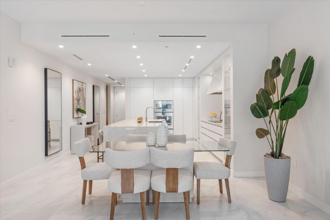 Active With Contract: $1,895,000 (1 beds, 2 baths, 1452 Square Feet)