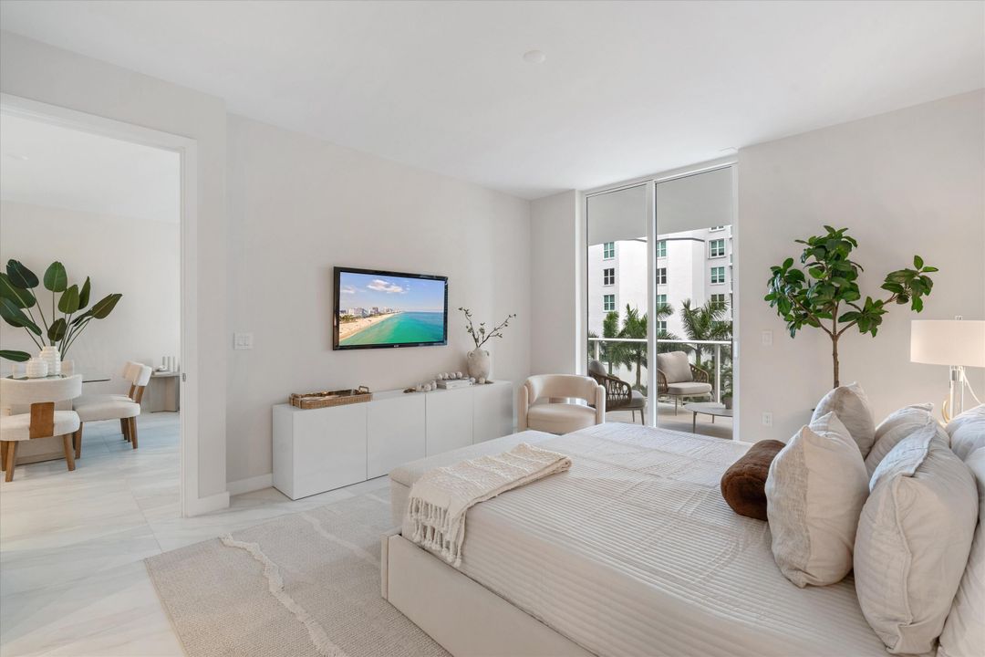 Active With Contract: $1,895,000 (1 beds, 2 baths, 1452 Square Feet)