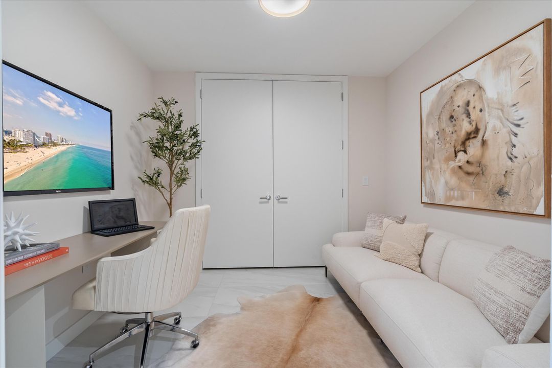 Active With Contract: $1,895,000 (1 beds, 2 baths, 1452 Square Feet)