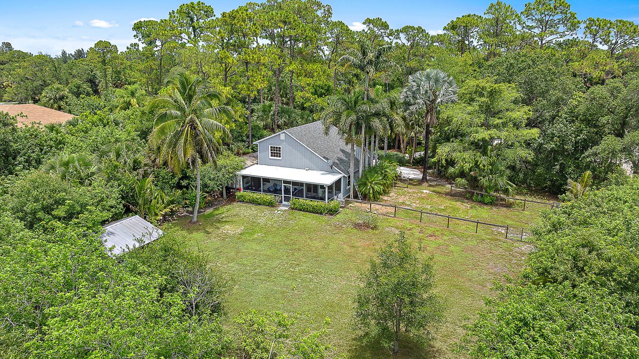 合同活跃: $675,000 (3 贝兹, 2 浴室, 1598 平方英尺)