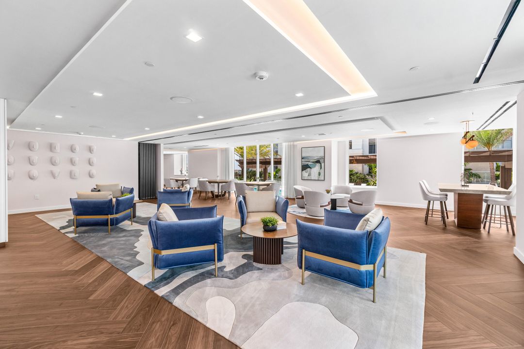 Active With Contract: $1,895,000 (1 beds, 2 baths, 1452 Square Feet)