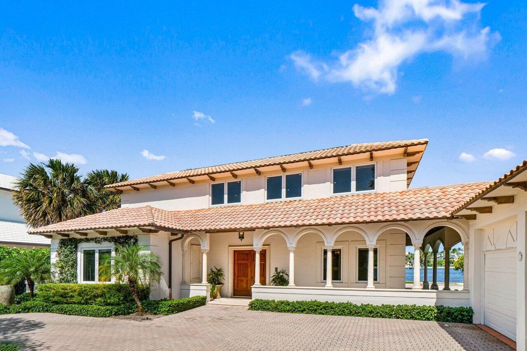 For Sale: $8,900,000 (4 beds, 5 baths, 6279 Square Feet)